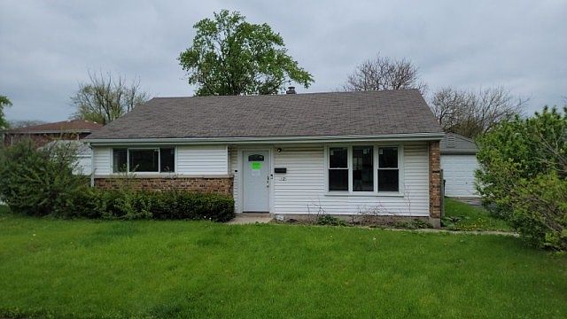 1st image of 62 Sauk Trl