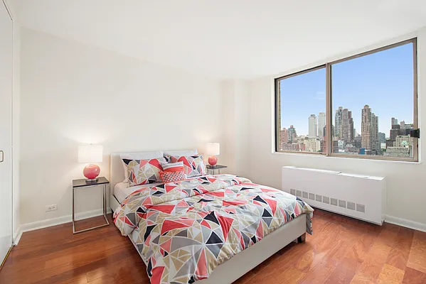 Rented by Oxford Property Group | media 14