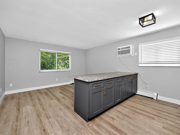 3rd image of 6140 Ridge Ave APT 7