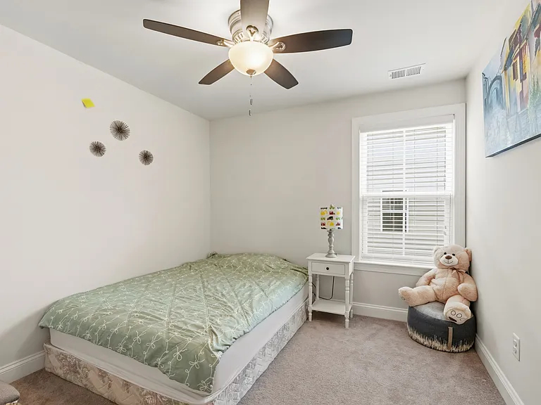 512 Quarry Point Rd — Photo 31