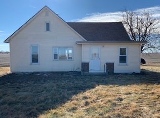 3033 E Ziebarth Rd, Towanda, IL 61776