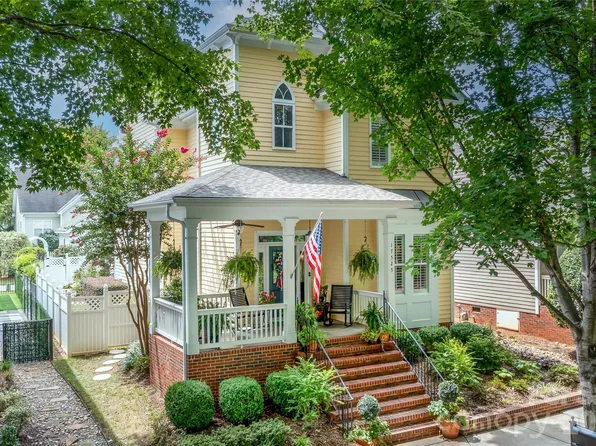 17525 Calverton Rd, Huntersville, NC 28078