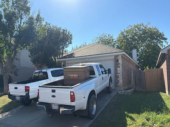 5th image of 12324 Rolling Ridge Dr