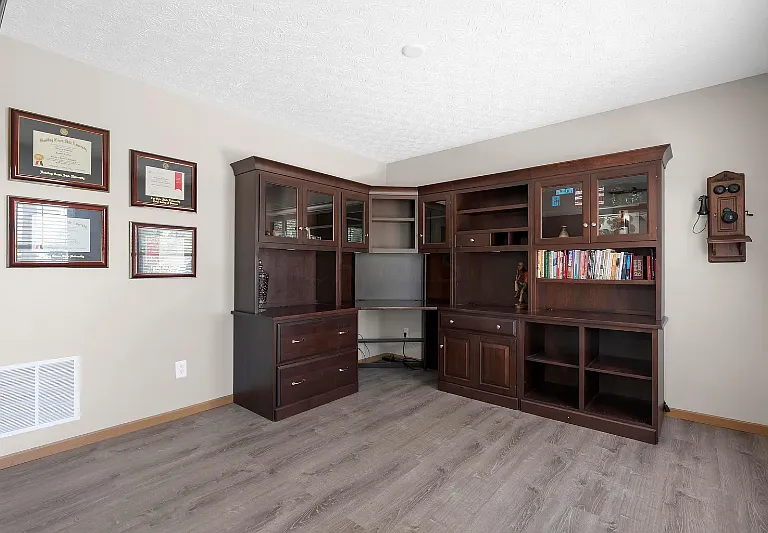 6036 Pennington Creek Dr — Photo 3