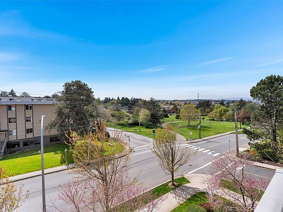 4th image of 1000 Inverness Rd #309