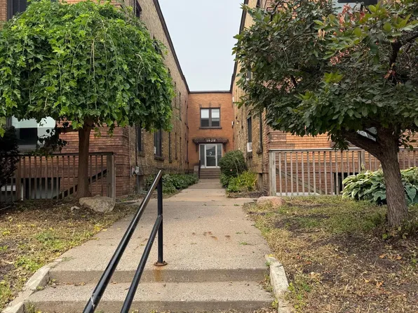 1928 Aldrich Ave S #B105, Minneapolis, MN 55403