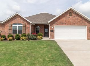 7381 Drury Ave, Springdale, AR 72762