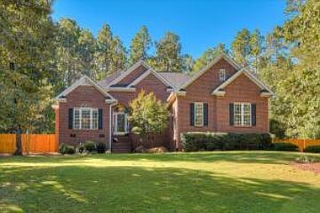 1st image of 222 Ascot Dr