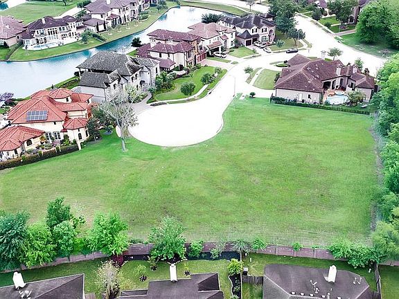 4th image of 5626 Capeview Cove Ln