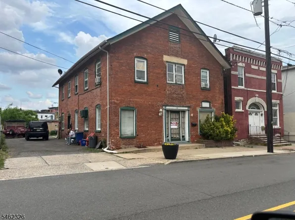 18 Mountain Ave, Bound Brook, NJ 08805