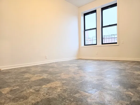 1502 West 6th Street image 6 of 8