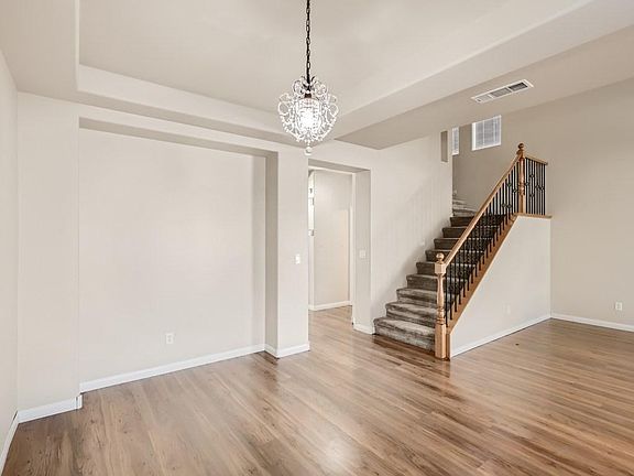 4th image of 4117 Lower Saxon Ave