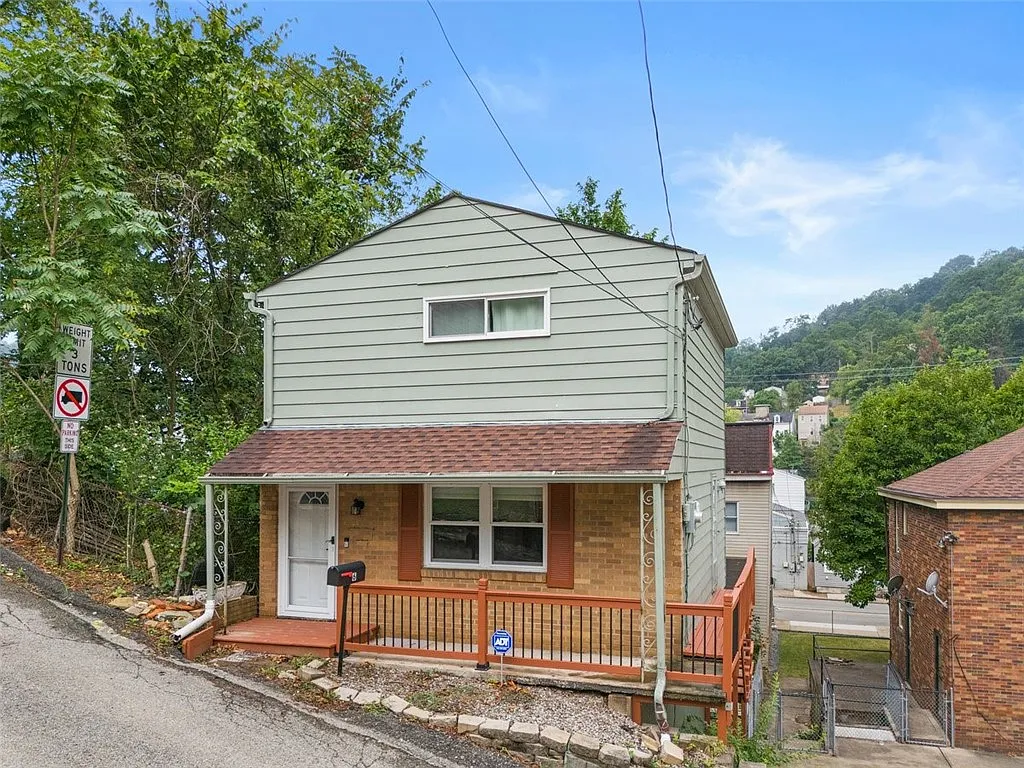 6 Brown St photo 1