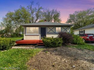 29 E Brooklyn Ave, Pontiac, MI 48340