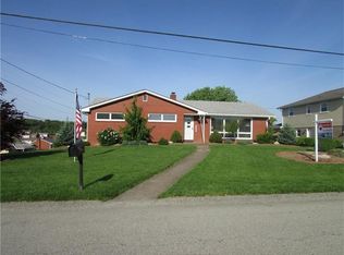 204 Meadow Dr, Elizabeth, PA