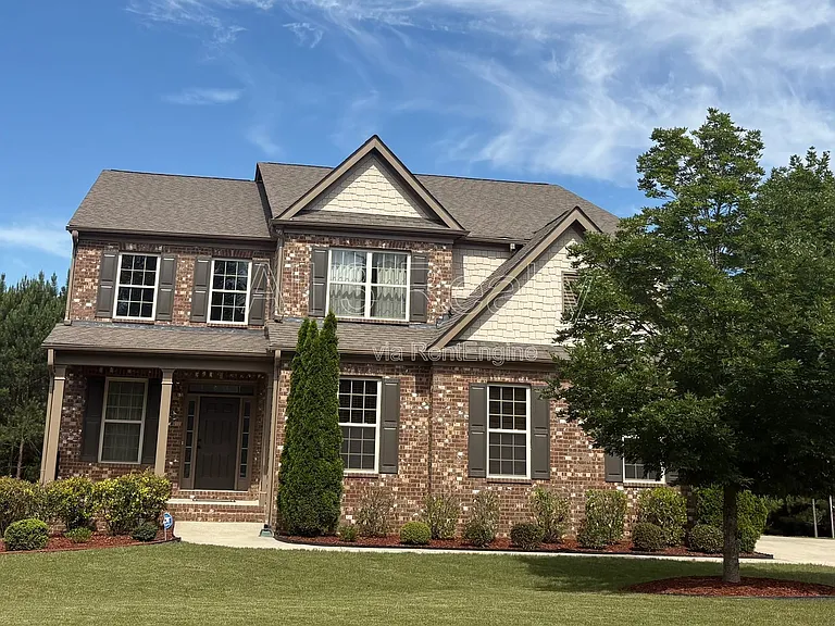 3738 Valley Spring Dr — Photo 2