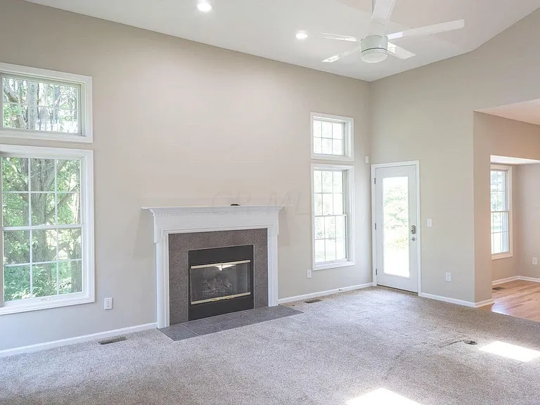 7492 Fairfield Lakes Dr — Photo 8