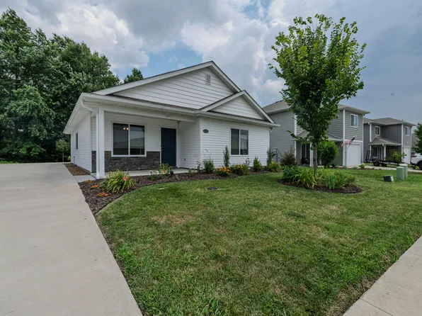 8040 N Glen Meadow Dr, Columbia, MO 65202