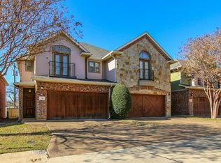 121 Corinna Ct, Hurst, TX 76053