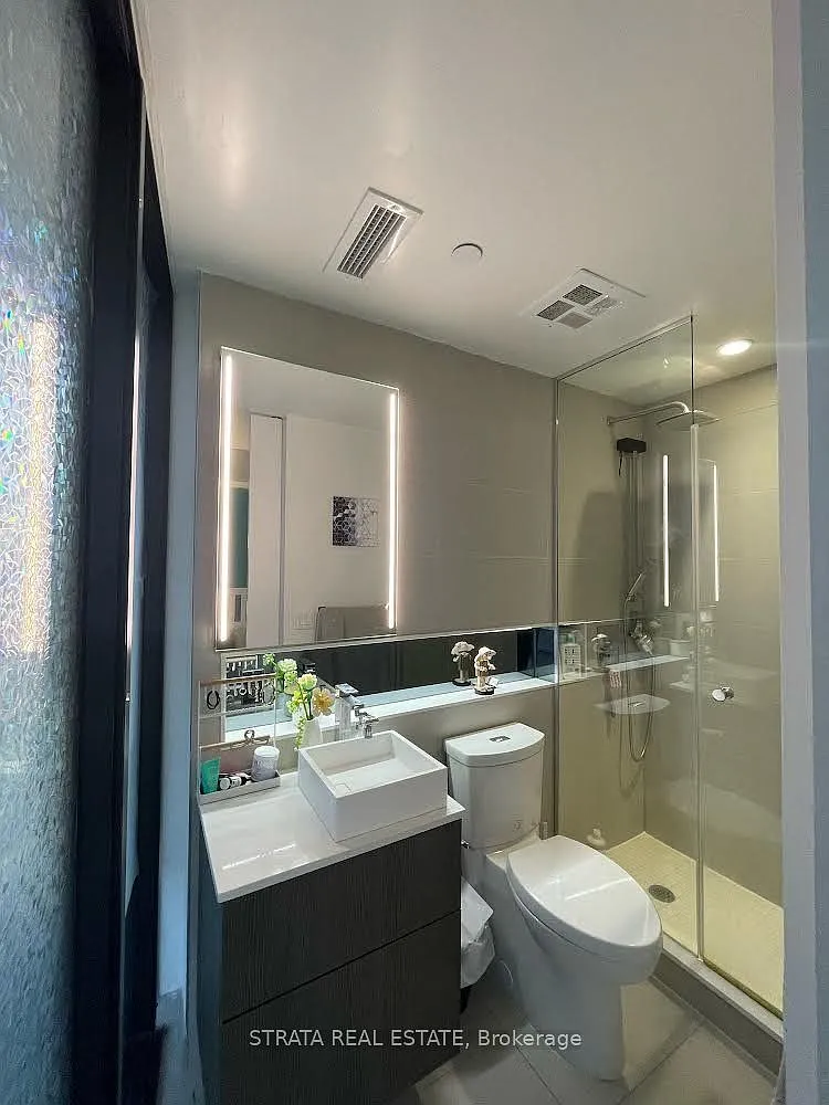 3 bed, $1,600 — Photo 3