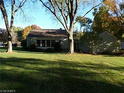 3rd image of 3755 McCarty Dr