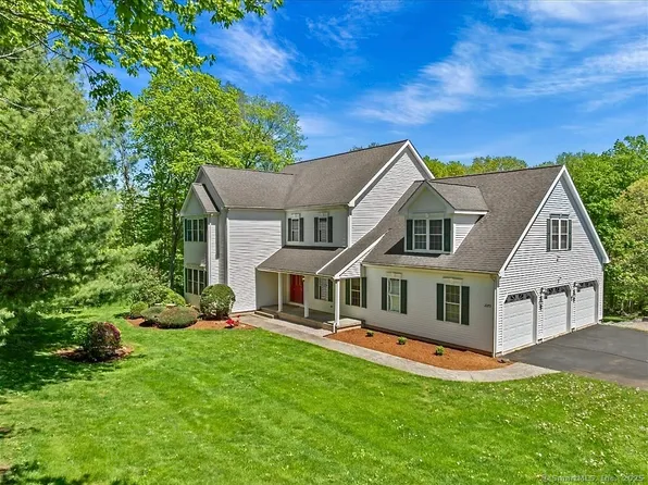 2273 Long Hill Road, Guilford, CT 06437