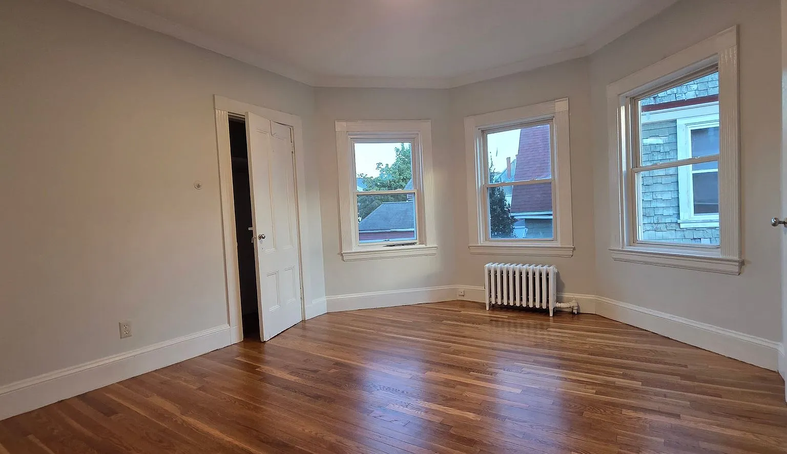 Brand New Luxury Townhouse! No Fee, Laundry In Unit, Backyard, Near Packards Corner T And Bu. Stu... — Photo 3