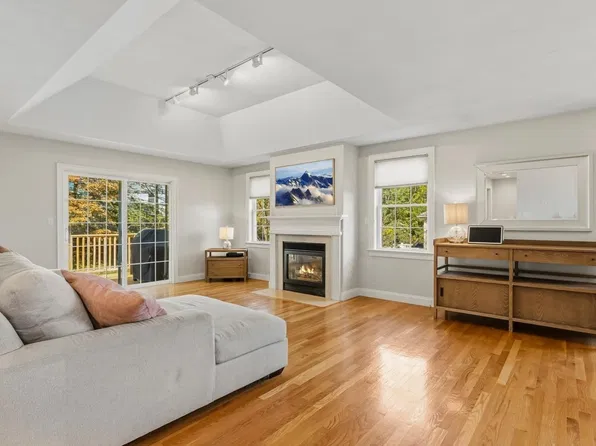 45 Short St #45, Norwood, MA 02062