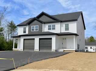 2 June Dr #102, Saco, ME 04072