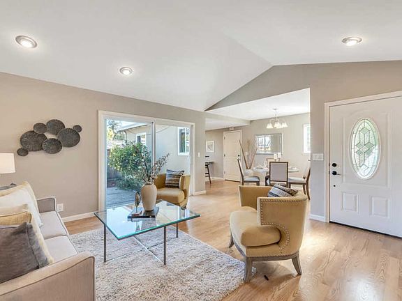 4th image of 746 San Carlos Ct