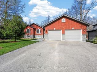 87 Trout Ln, Tiny, ON L9M0J1