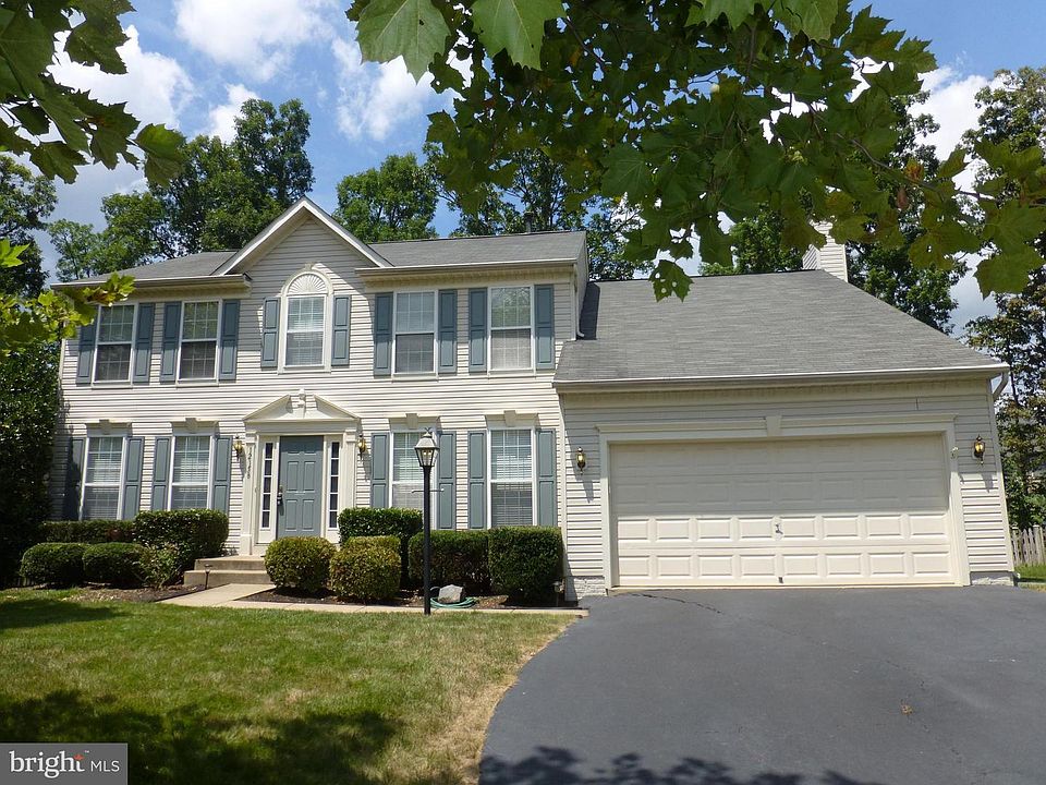 1st image of 12158 Hayfield Ct