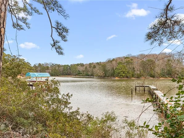 3795 Cedar Bush Rd, Hayes, VA 23072