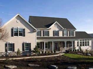 211 S Fileys Rd, Dillsburg, PA 17019