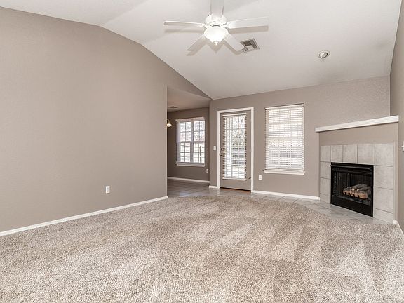 3rd image of 26 Cheryl Cir