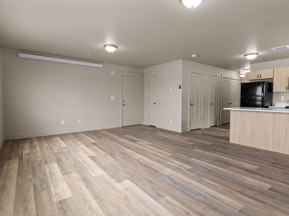 1st image of 3573 Colt Cir #7