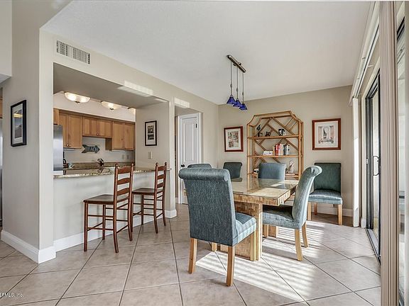5th image of 87 Tifton Way N