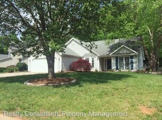 5406 Willow Ridge Dr, Summerfield, NC 27358
