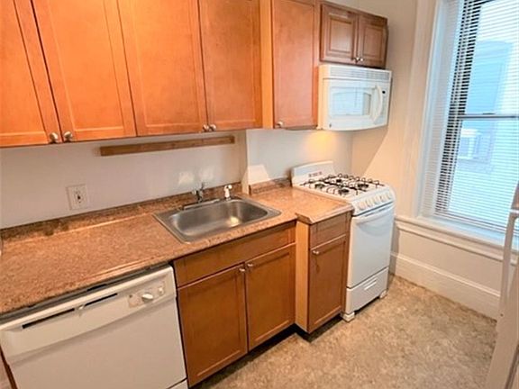 2nd image of 888-900 Massachusetts Ave #314