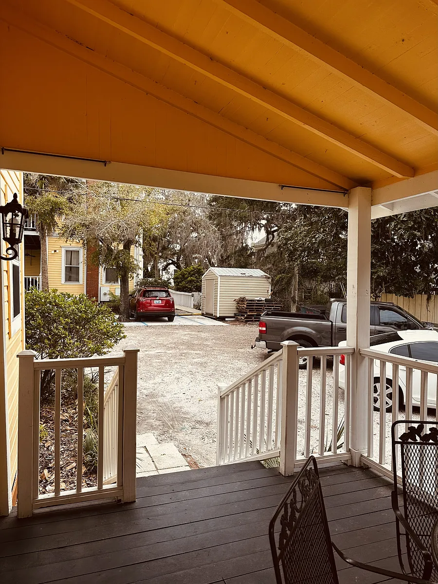 Building Photo - 80 6th St #24
