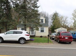 14 Sanderson Rd, Johnston, RI 02919