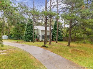 1135 Pinewood Drive, Lanesville, IN 47136