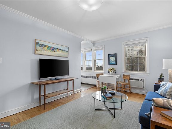 3rd image of 3028 Wisconsin Ave NW APT 402