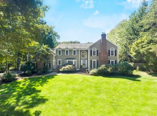 67 Limerick Rd, Trumbull, CT 06611