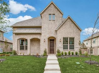 8209 Fallbrook Dr, Sachse, TX 75048
