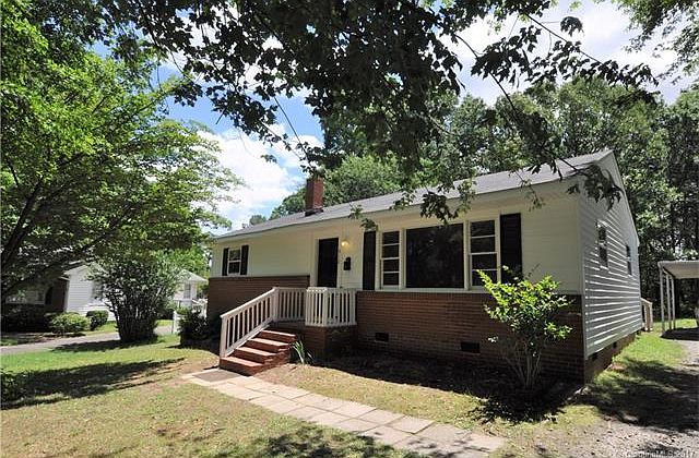 1st image of 912 Dogwood Dr