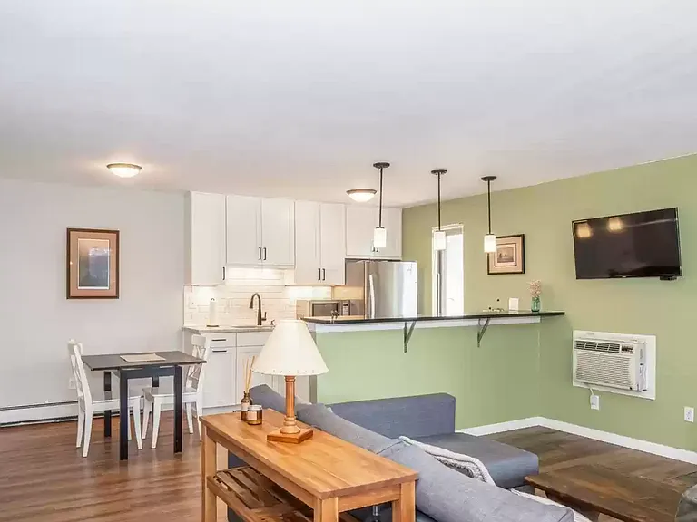 665 Manhattan Dr #201 — Photo 1