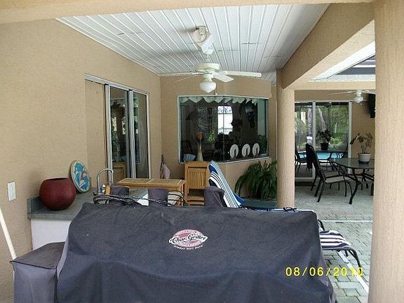 4th image of 11 Fernmill Ln