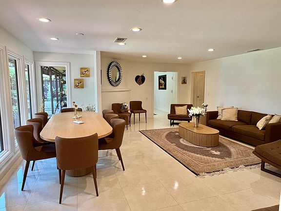 4th image of 15680 Cherry Blossom Ln