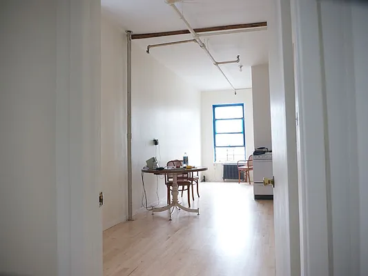 Sold by Leiter Realty Group LLC | media 20